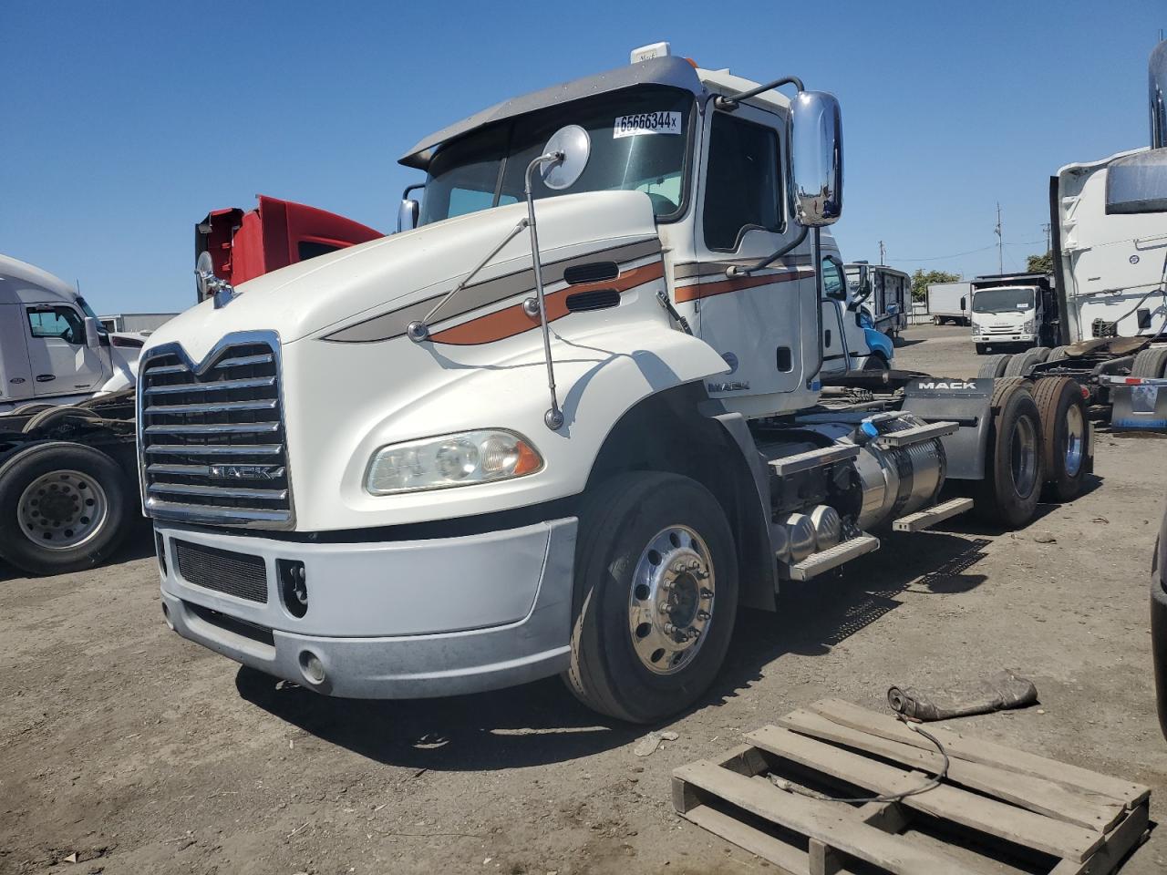 Mack CXU (Pinnacle) 2017 CXU613