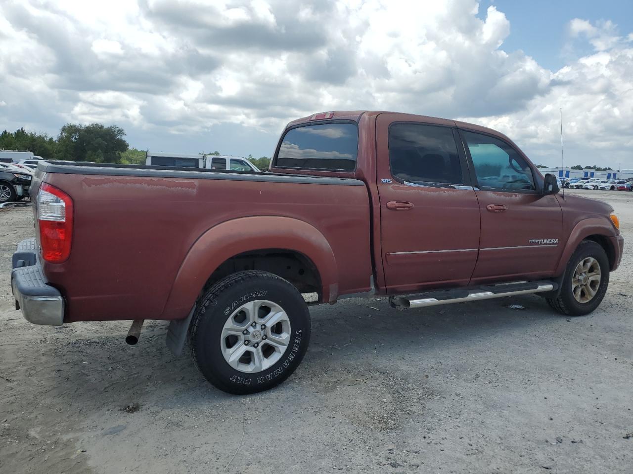 Lot #2977051617 2005 TOYOTA TUNDRA DOU