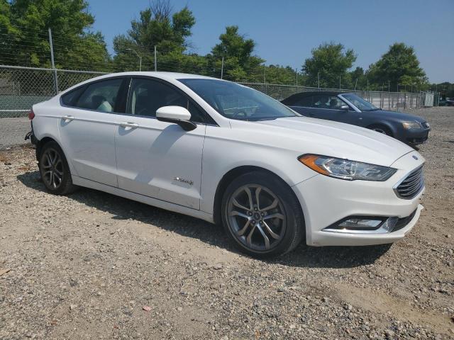 VIN 3FA6P0LU5HR325216 2017 Ford Fusion, Se Hybrid no.4