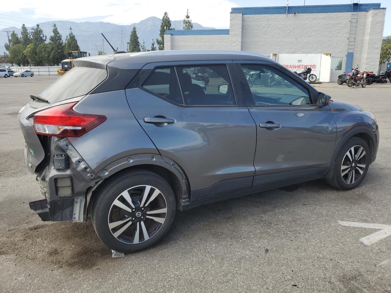 Lot #2979598566 2020 NISSAN KICKS SV