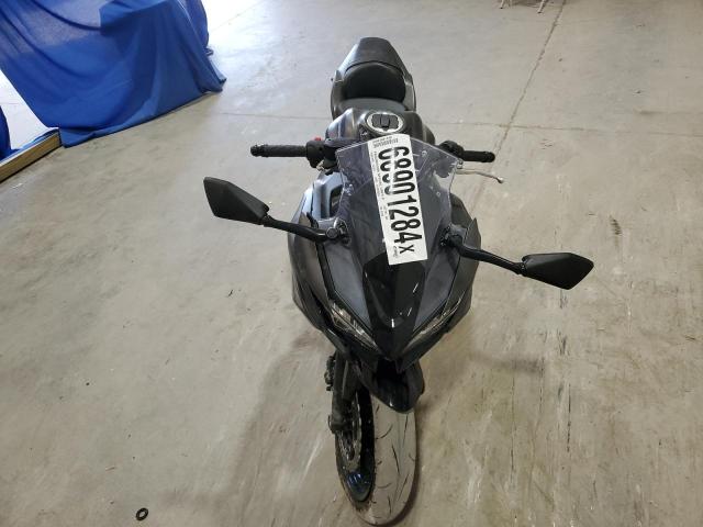 2024 KAWASAKI EX650 R - ML5EXER12RDAC1540