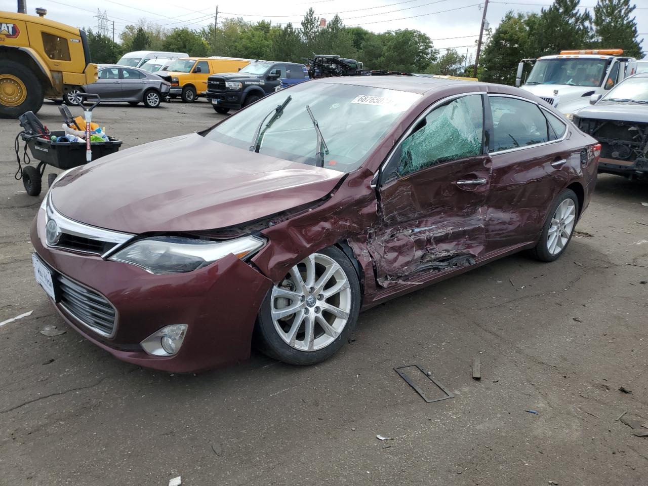 Lot #2897366038 2015 TOYOTA AVALON XLE