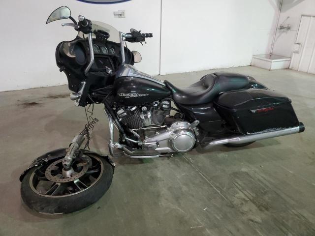 2019 HARLEY-DAVIDSON FLHX - 1HD1KBC16KB679938