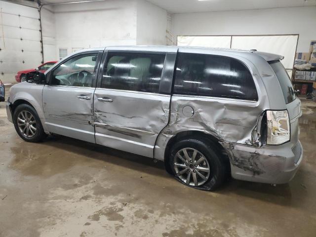2015 CHRYSLER TOWN & COU - 2C4RC1HG3FR554637