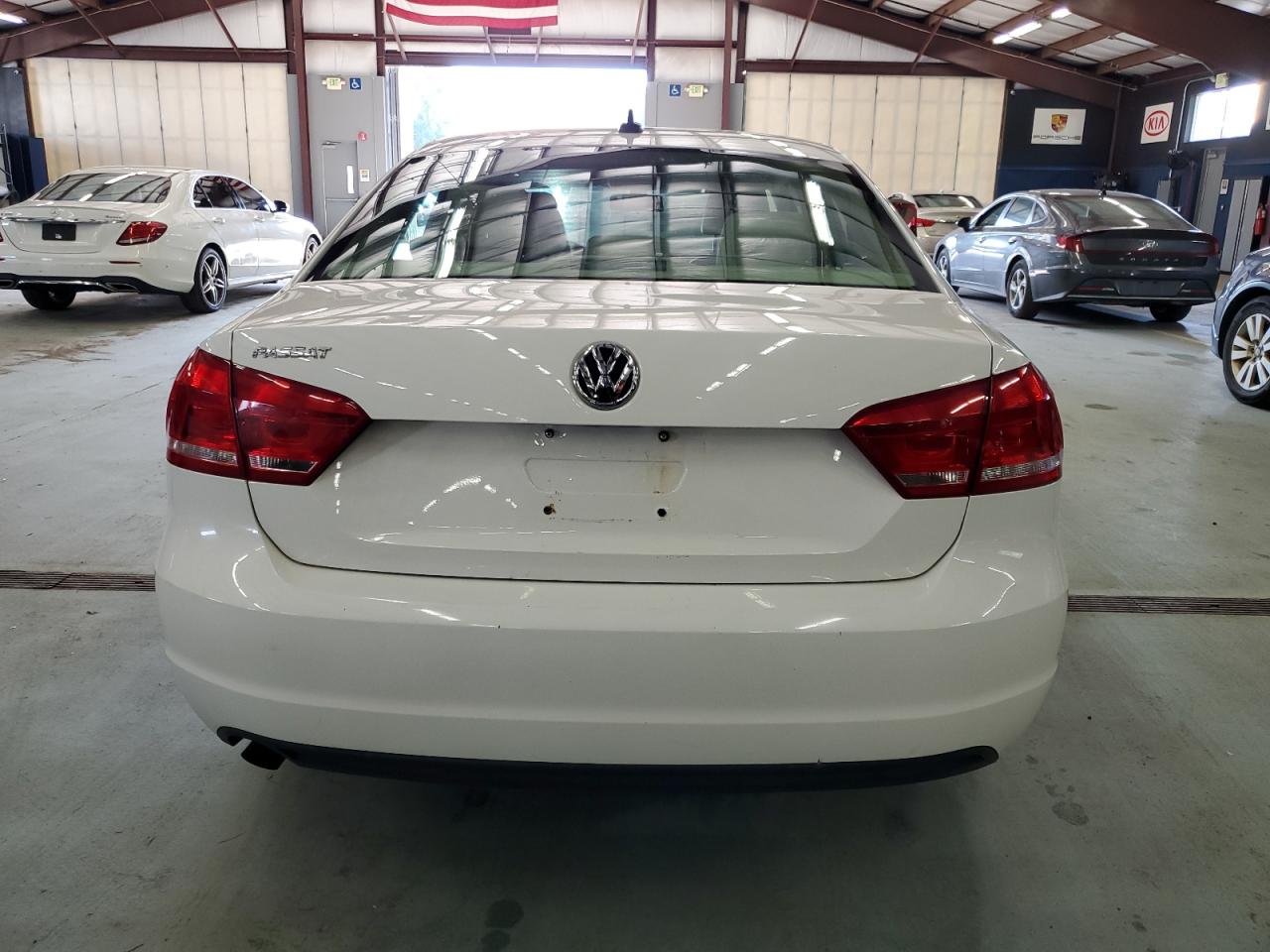 Lot #2789487098 2013 VOLKSWAGEN PASSAT S