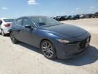 MAZDA 3 photo