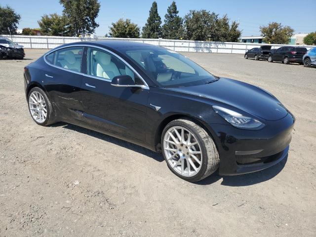 VIN 5YJ3E1EB5JF111774 2018 Tesla MODEL 3 no.4