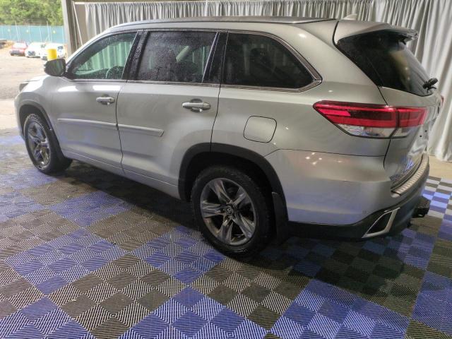 VIN 5TDDZRFH5JS815754 2018 Toyota Highlander, Limited no.2