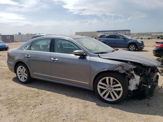 2017 VOLKSWAGEN PASSAT SE - 1VWGT7A31HC081671