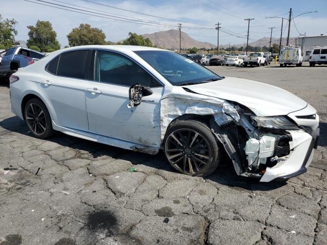 VIN 4T1B61HK2JU127941 2018 Toyota Camry, Xse no.4