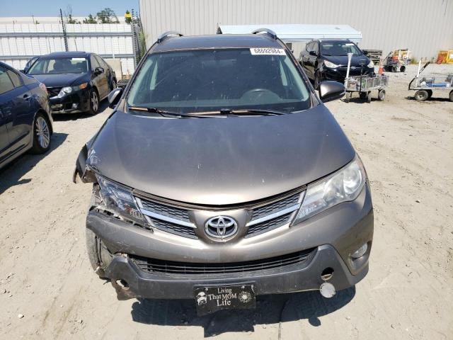 VIN 2T3RFREV5FW229695 2015 Toyota RAV4, Xle no.5