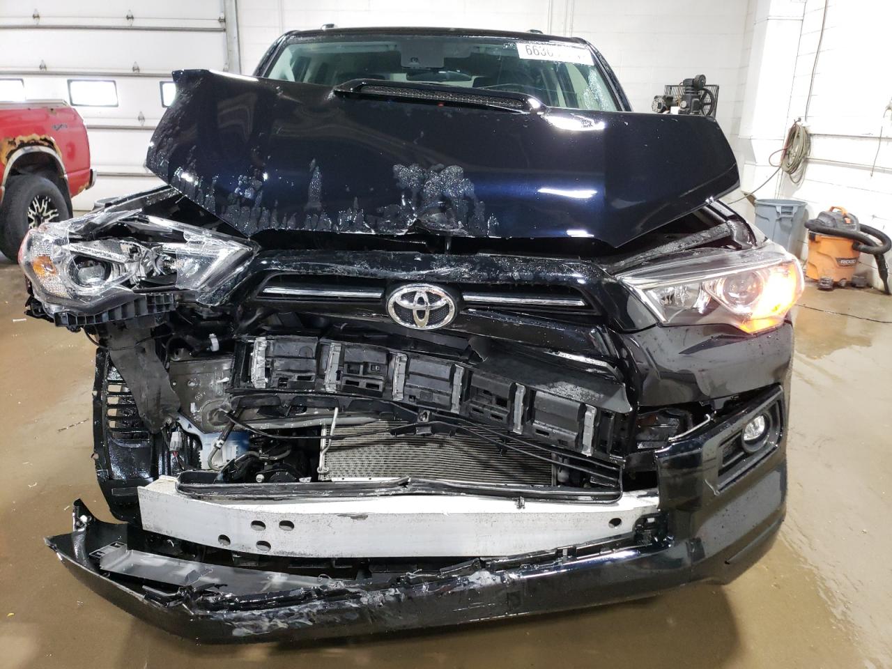 Lot #2928606764 2023 TOYOTA 4RUNNER SE