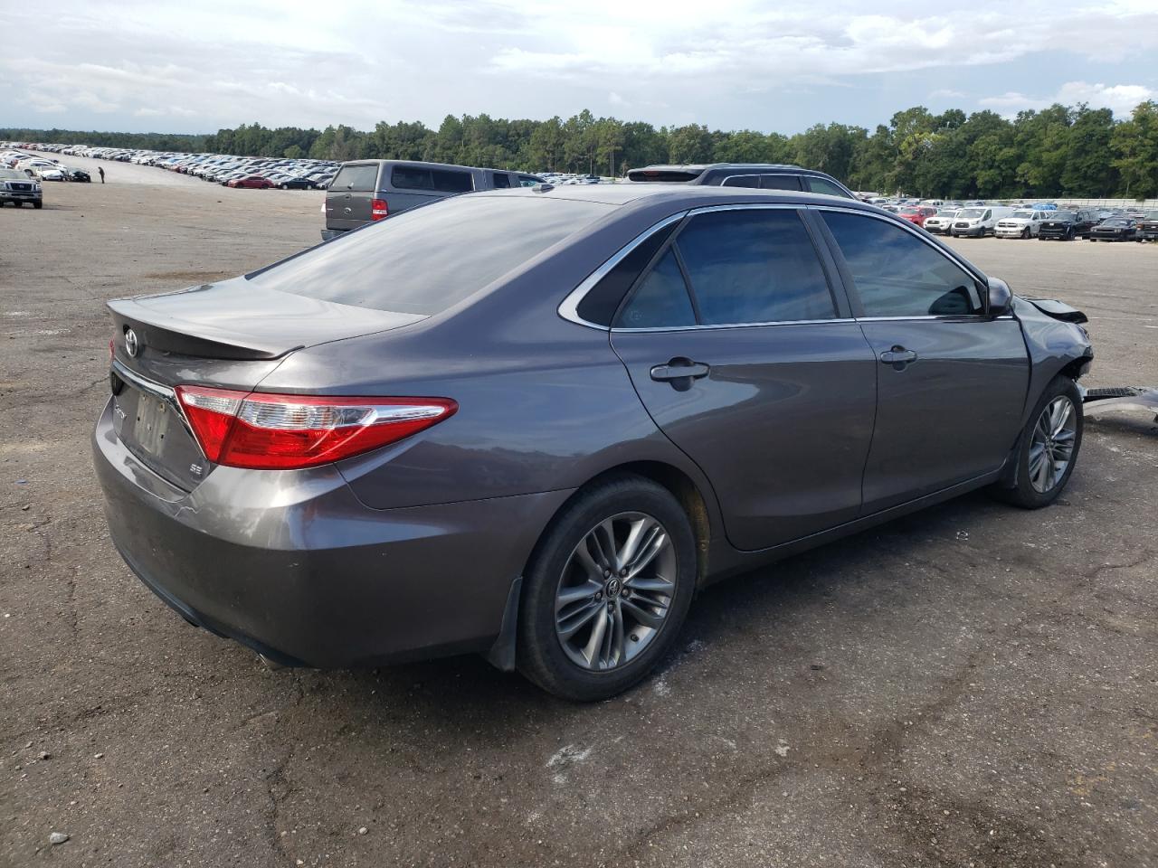 Lot #2860414965 2015 TOYOTA CAMRY LE