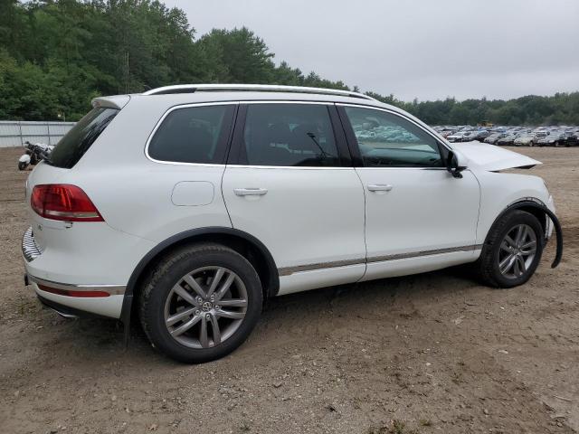 2016 VOLKSWAGEN TOUAREG SP WVGEF9BP8GD010485