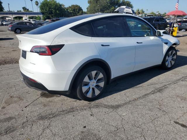 VIN 7SAYGDEE3NF341060 2022 Tesla MODEL Y no.3