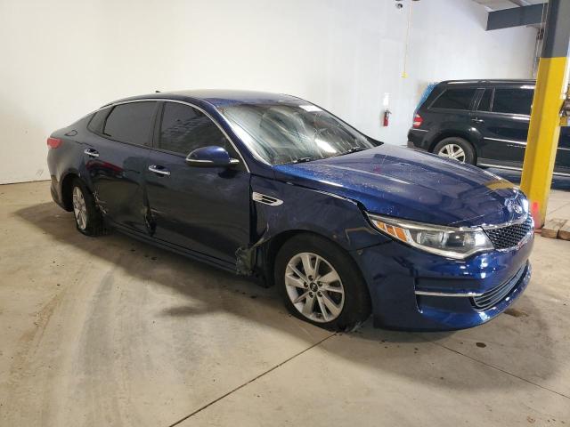 VIN 5XXGT4L39JG226220 2018 KIA Optima, LX no.4