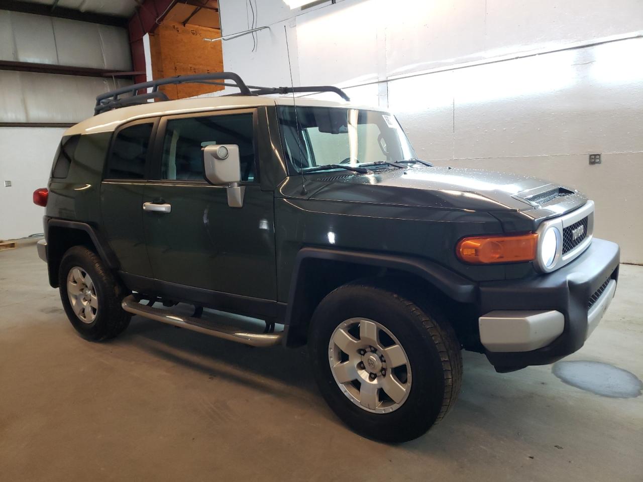 Lot #2821515375 2010 TOYOTA FJ CRUISER