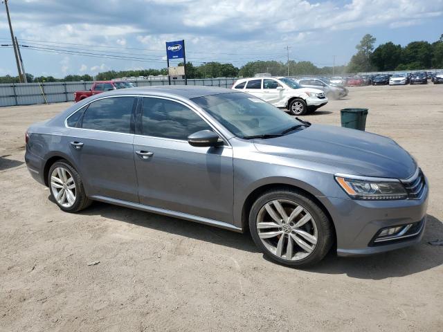2018 VOLKSWAGEN PASSAT SE - 1VWBA7A33JC017623