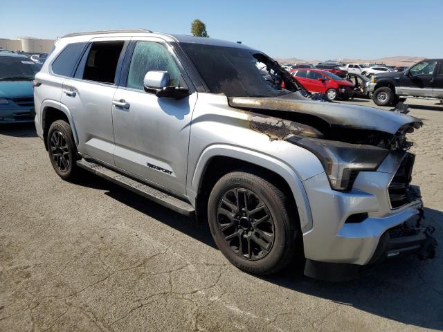 VIN 7SVAAAAA4PX001707 2023 Toyota Sequoia, SR5 no.4