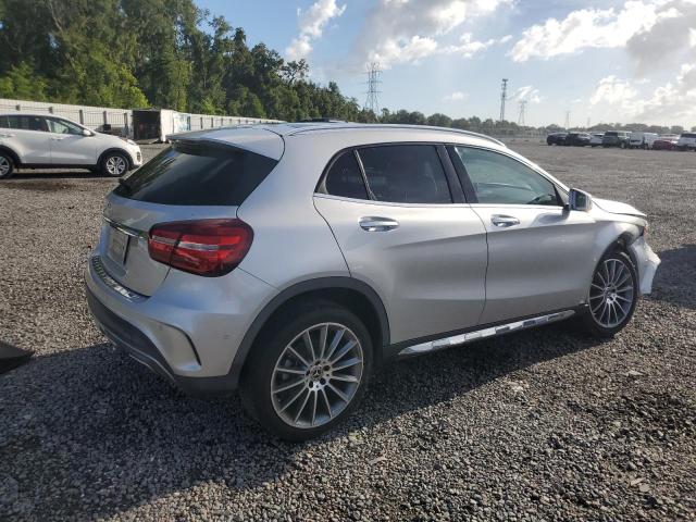 VIN WDCTG4EB6KU012234 2019 MERCEDES-BENZ GLA-CLASS no.3