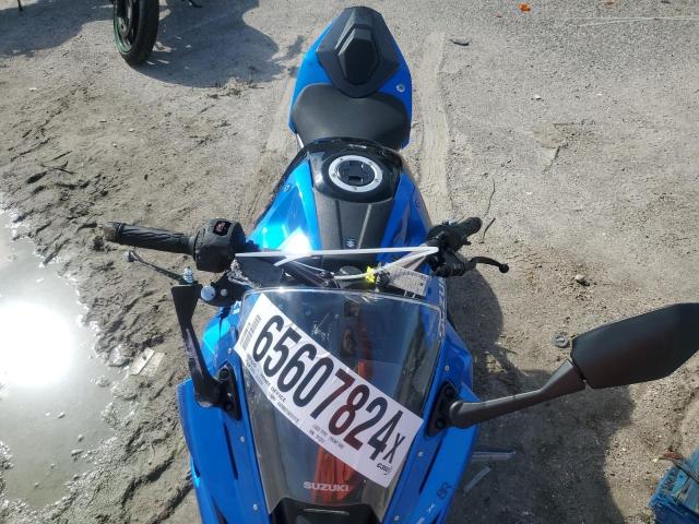 2024 SUZUKI GSX800 F JS1EM13B3R7101352
