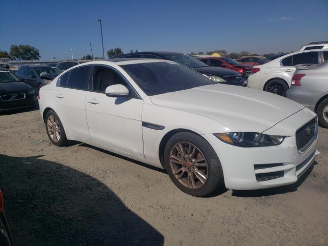 VIN SAJAD4BN8HA974082 2017 Jaguar XE, Premium no.4