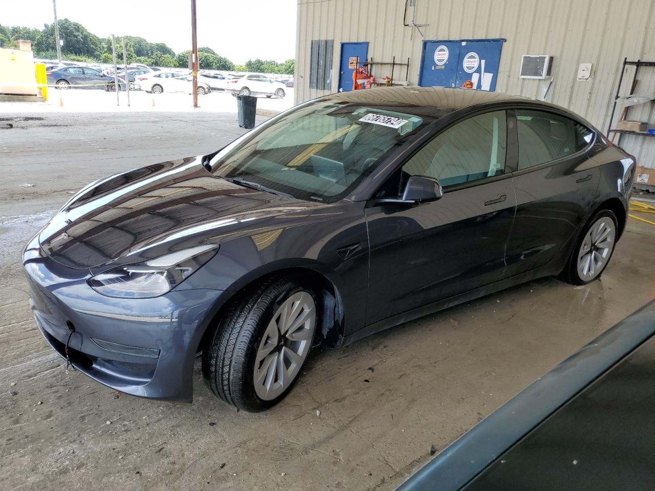 Lot #2755926047 2023 TESLA MODEL 3