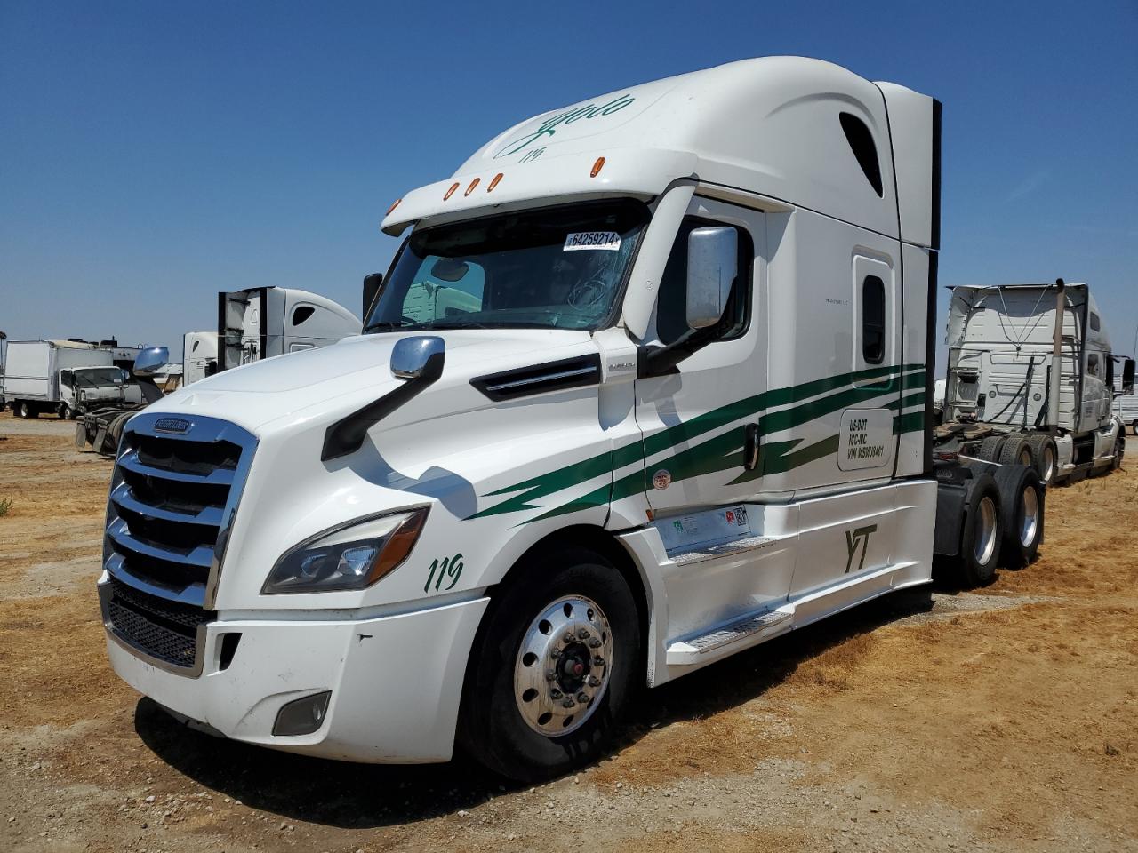 Lot #2736425082 2021 FREIGHTLINER CASCADIA 1