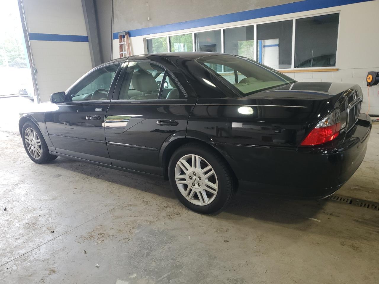 LINCOLN LS 2005 black  gas 1LNHM87A55Y650550 photo #3