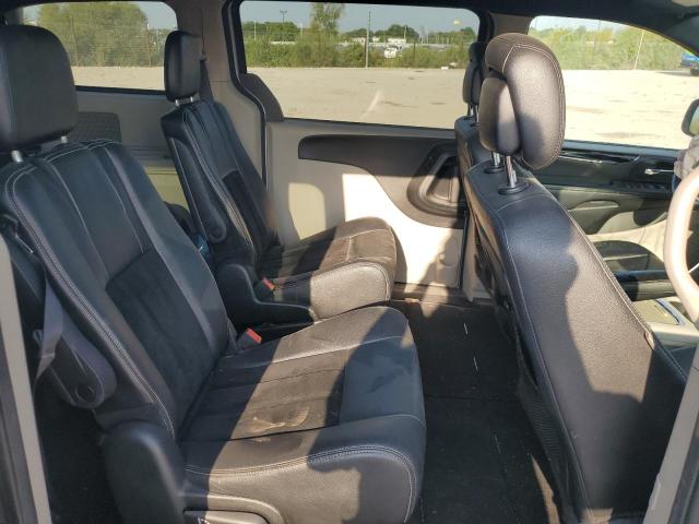 2017 DODGE GRAND CARA - 2C4RDGCGXHR562180