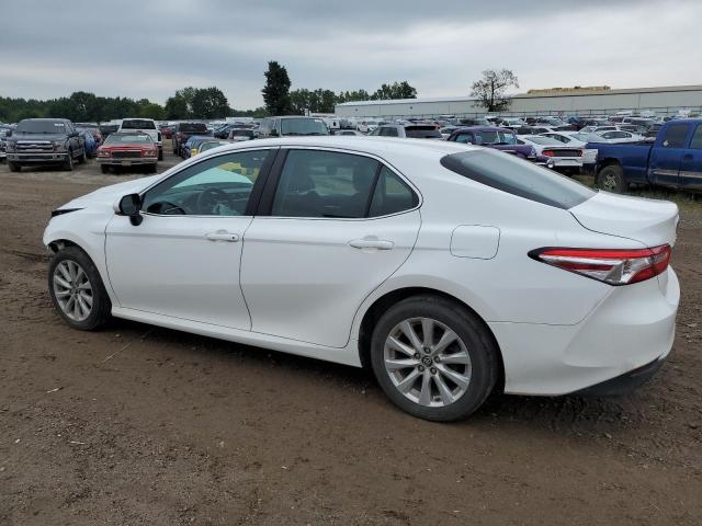 VIN 4T1B11HK0JU074039 2018 Toyota Camry, L no.2