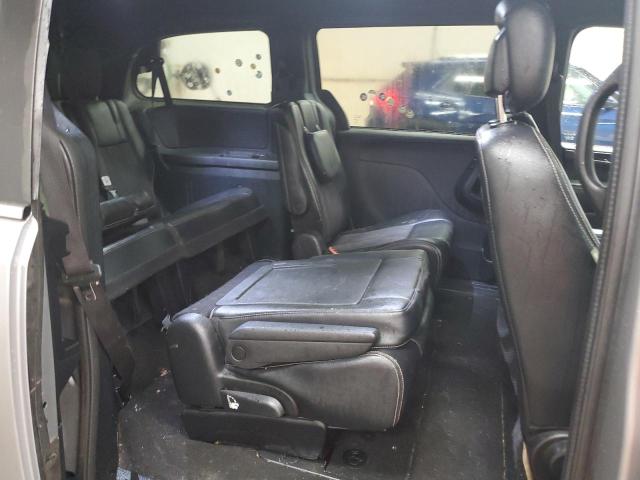 2015 CHRYSLER TOWN & COU - 2C4RC1HG3FR554637