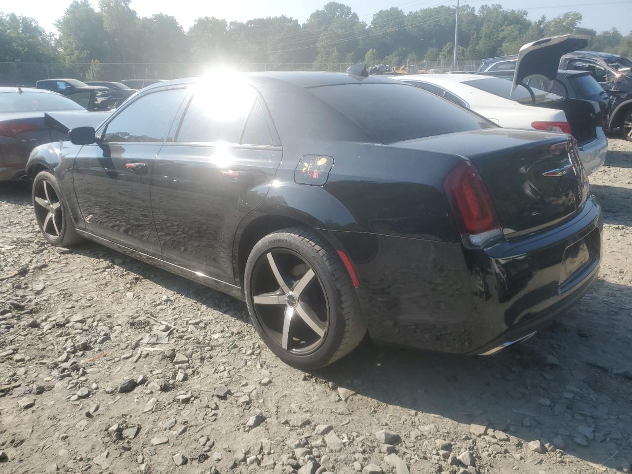 Lot #2962484014 2019 CHRYSLER 300 S