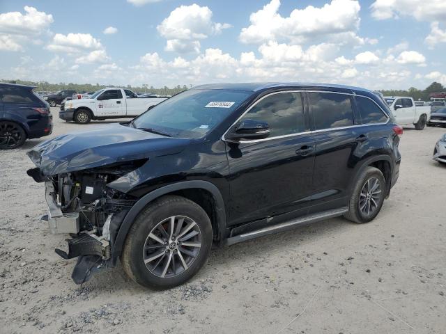 VIN 5TDKZRFH6KS557981 2019 Toyota Highlander, SE no.1