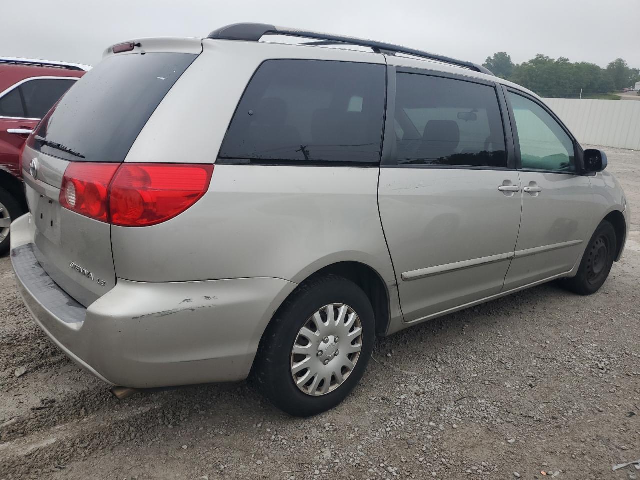 Lot #2902540933 2008 TOYOTA SIENNA CE