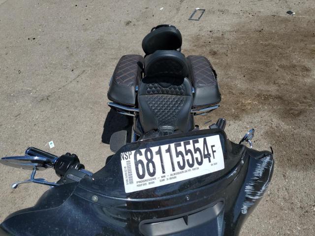 2018 HARLEY-DAVIDSON FLHTCU ULT - 1HD1FCC14JB656568