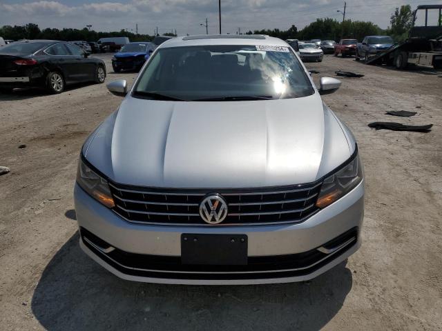 VIN 1VWLA7A32KC012869 2019 Volkswagen Passat, Wolfs... no.5