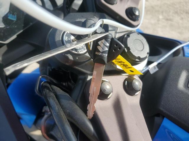 2024 SUZUKI GSX800 F JS1EM13B3R7101352