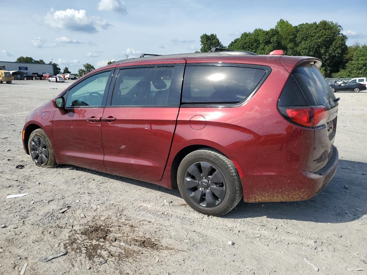 Lot #2926312421 2020 CHRYSLER PACIFICA H