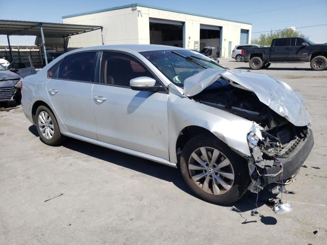 VIN 1VWAT7A38FC043552 2015 Volkswagen Passat, S no.4