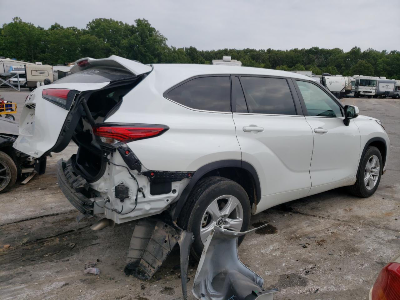 Lot #2928686701 2023 TOYOTA HIGHLANDER