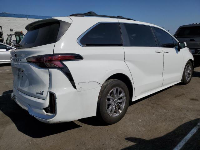 VIN 5TDKSKFCXNS058685 2022 Toyota Sienna, LE no.3