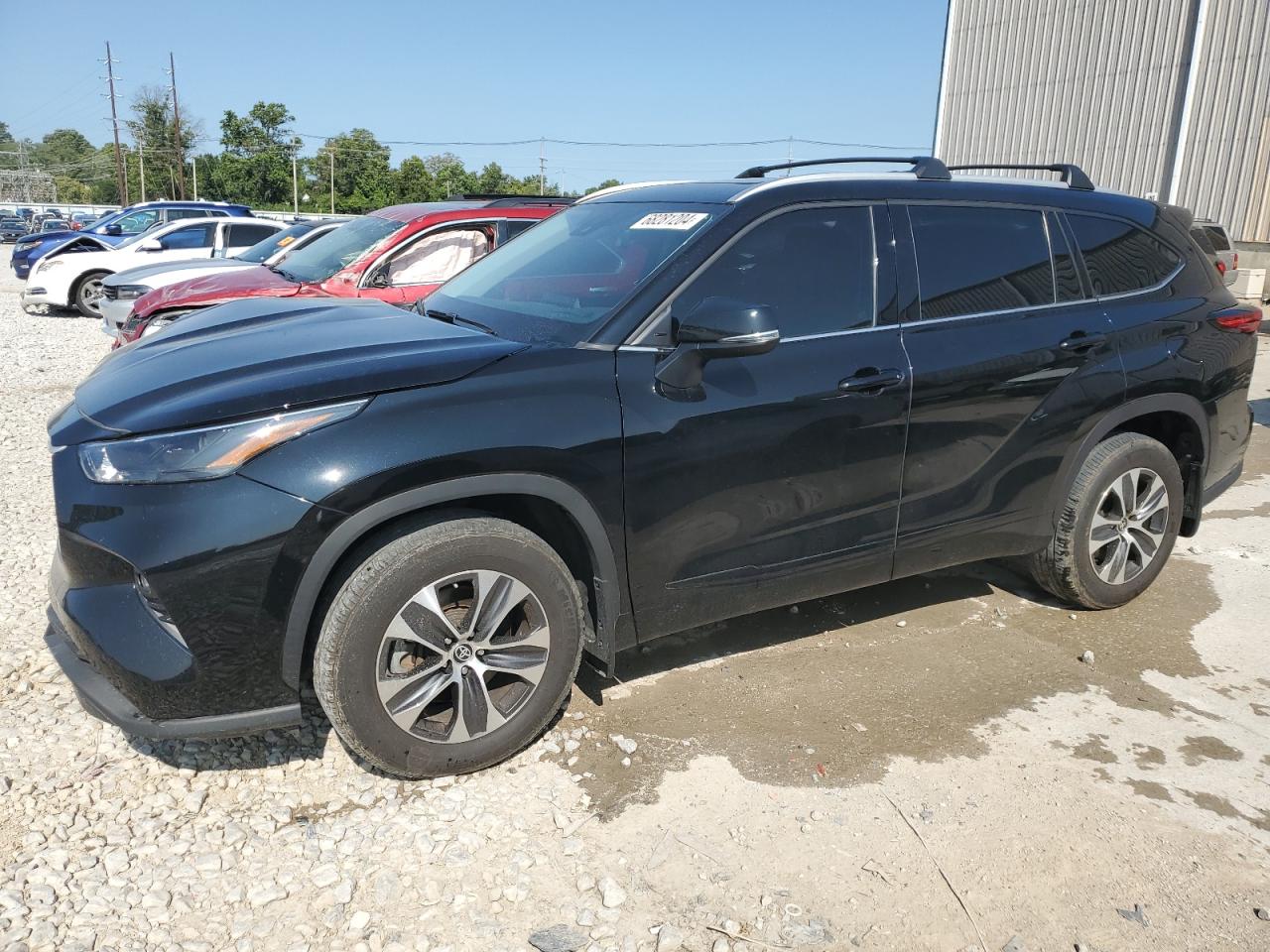 Lot #2945560207 2022 TOYOTA HIGHLANDER