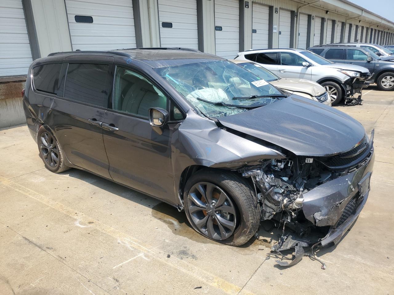 Lot #2926529281 2018 CHRYSLER PACIFICA T