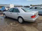 MERCEDES-BENZ E 320 photo