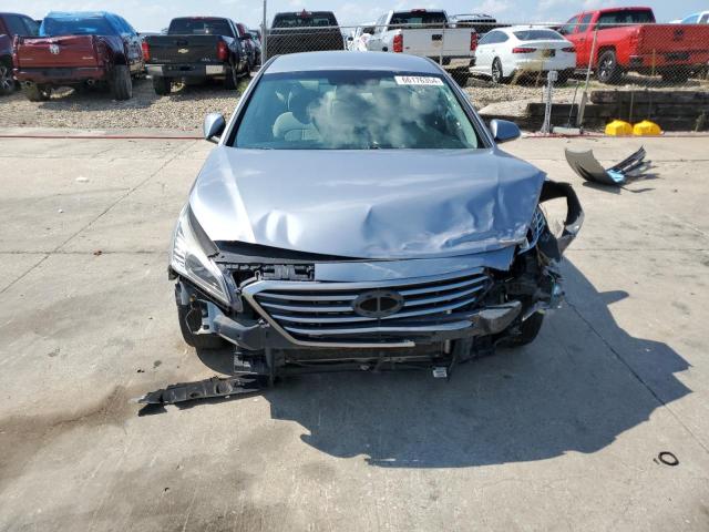 VIN 5NPE24AF9HH575402 2017 Hyundai Sonata, SE no.5