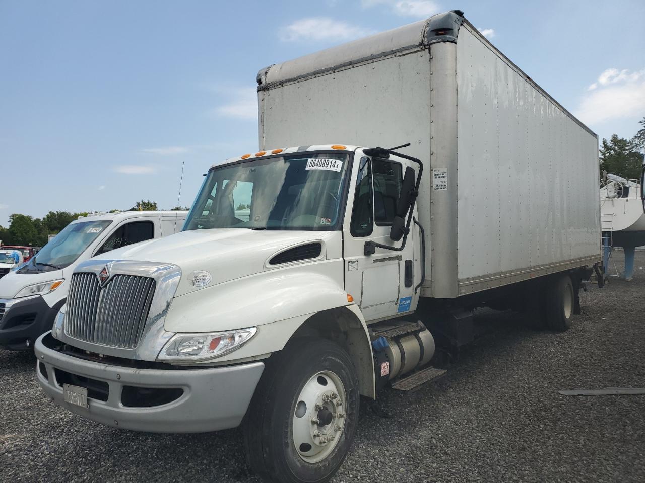 Lot #2990936306 2016 INTERNATIONAL 4000 4300