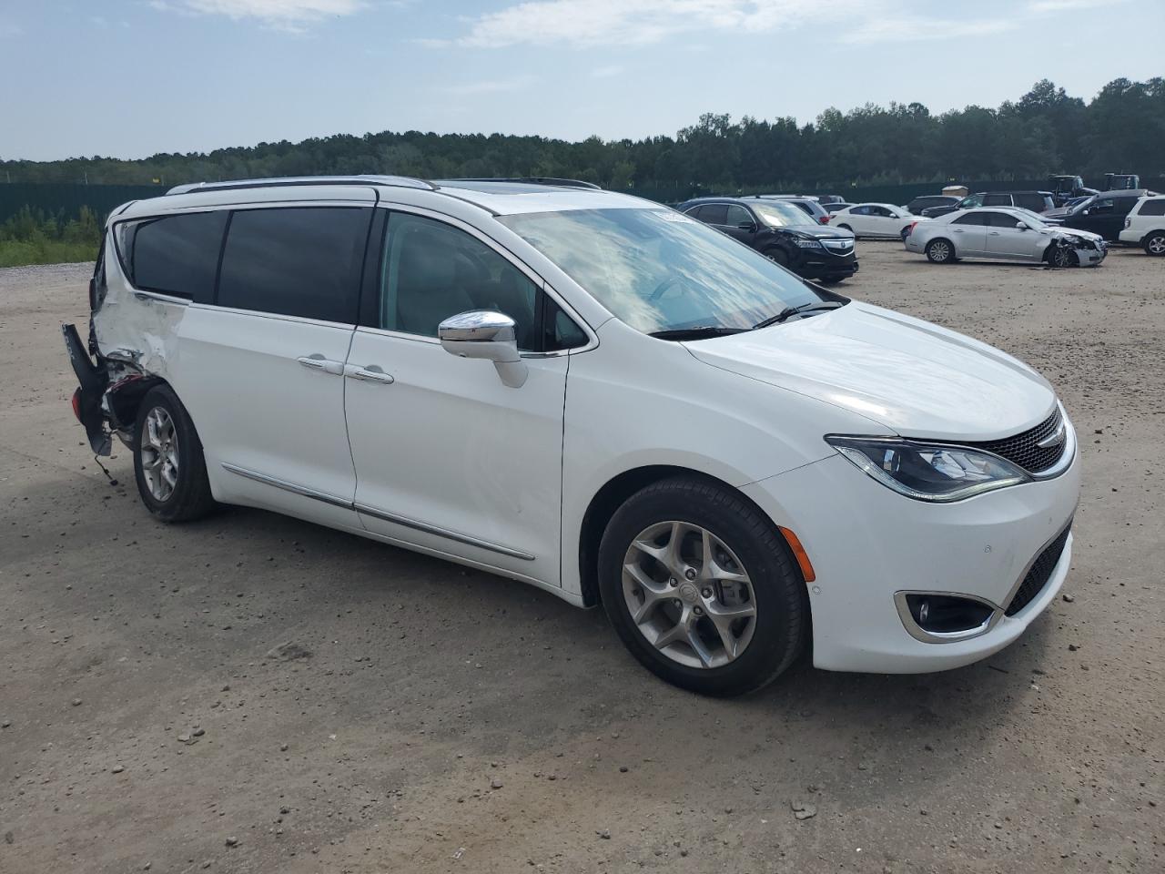 Lot #2909610374 2017 CHRYSLER PACIFICA L