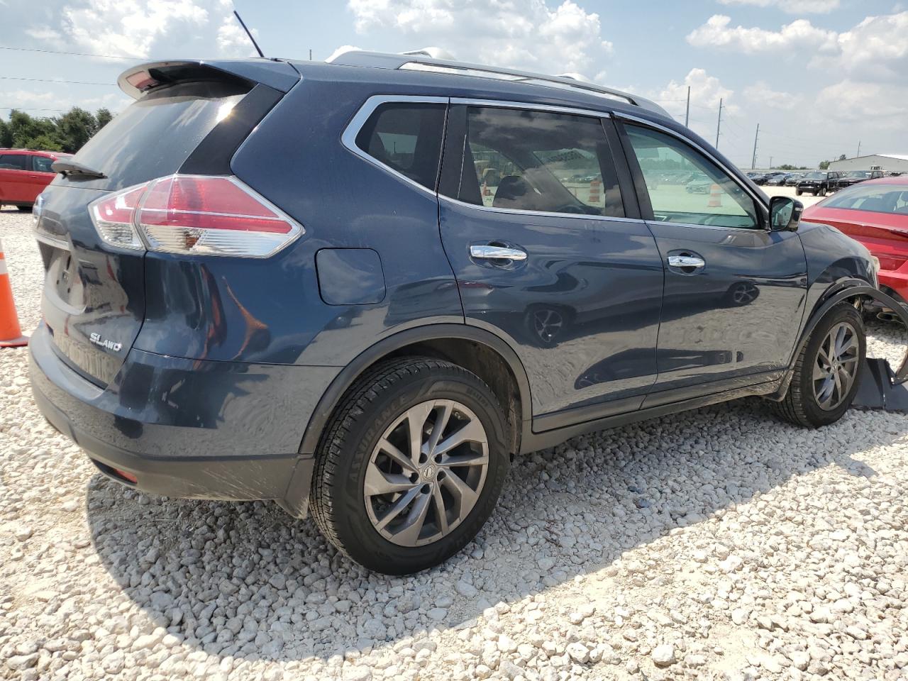 Lot #2948499813 2016 NISSAN ROGUE S