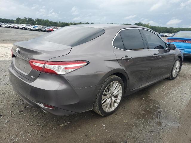 VIN 4T1B11HK8JU065136 2018 Toyota Camry, L no.3